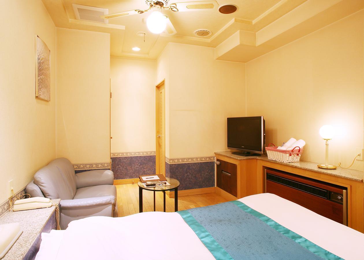 Hotel The Dragon (Adults Only) Takamatsu Extérieur photo